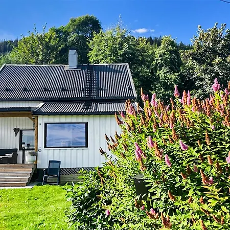 Dom wakacyjny In With House A Panoramic View *